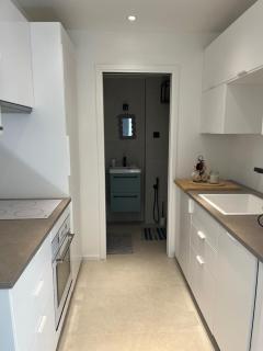 New fully equipped apartment - 3