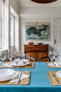 Historic lakeside villa - sauna, ski, boat, 20 guests - 4