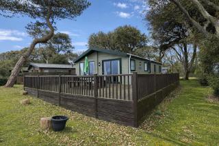 Luxury Lodge With Full Sea Views At Azure Seas In Suffolk Ref 32105Og - 8