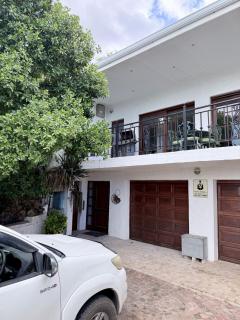 Private retreat with panoramic view - 8