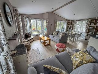 Beautiful Lodge With Decking At Azure Seas In Suffolk, Sleeps 6 Ref 32217Og - 7