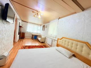 City Hostel & Tours - 1