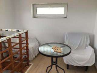 Apartament cu 1 camere la etaj 2 si masarda o camera de 9mp in vila pozitie centrala centrala - 5
