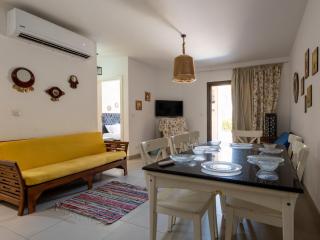 1BR Garden view Marina 1 by BirdNest - 5