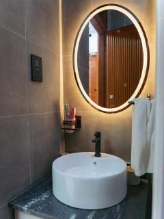 Ivys cozy rustic studio home in kisasi - 6