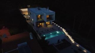 Villa Maria - Heated Pool, Sea & Mountain Views, Sports Court - 7