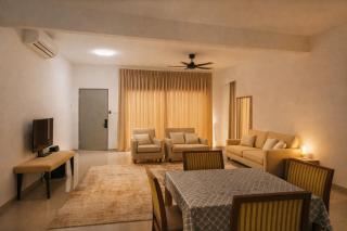 SAMPOISGT VILLA HOMESTAY - Landed house - 3 Bedroom - Includes 3 additional single size toto mattresses with bedsheets & pillow - 9