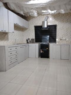 Affordable but welcoming single master bedroom - 7