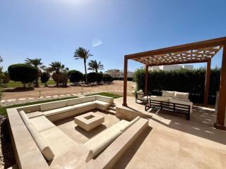 Elite 2BR Ground-Free Pool Access At Cyan ElGouna - 8