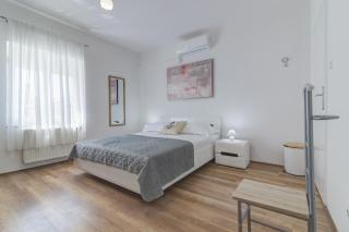 Apartmani i soba "Ana" - 1