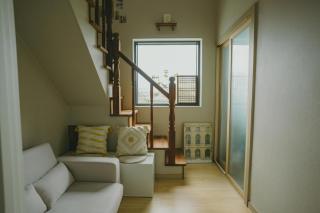 Edge House Hongdae - 9
