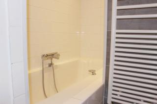 Le Jane : Centre ville, Garage, Balcon - 4