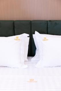 Golden Nina Hotel - 1