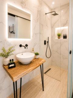 ATHONITE all seasons luxury suites - 5