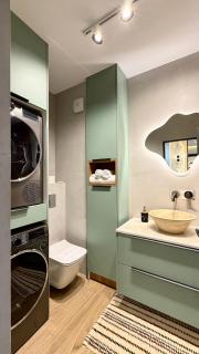 River View Penthouse & Jacuzzi - 7
