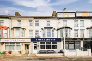 12 Bedrooms Hotel for Groups - 8