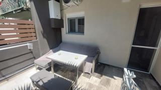 Giota's Family Home - 9