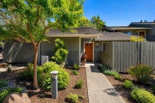 Luxurious Condo with Zen Garden at Silverado - 9