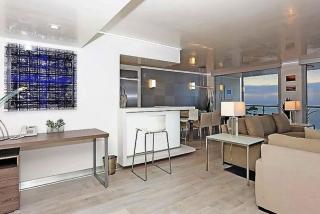 Two Bedroom Residence with Panoramic Pacific Views - 5