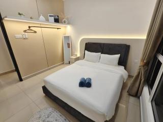 Light Castle 2BR-5pax I 5 min to CIQ RTS New Reno I Netflix Free - 4