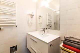 Chestnut Garden Apartment in historic downtown with AC - 2