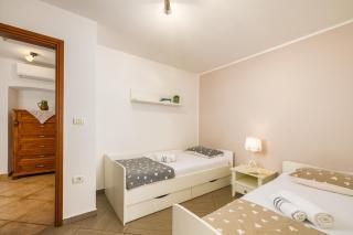 Country House Apartments - 4
