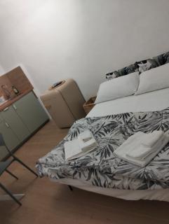 La casetta di Tommy e Vitto in pieno centro a Sanremo bilocale 4 posti letto - 8