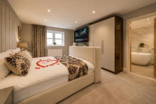 Room D 7C Tranquil & Calming Stay in Batley - 0