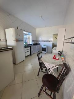 Casa em Piúma próximo a praia Acaiaca - 2