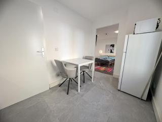 K06 - Centrally located apartment near metro station - 1