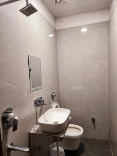 Hotel Shine INN - 3