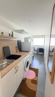 Studio Neuf Moderne & Indépendant - Proche Gare, Paris - 8