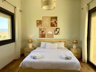 Tropical 3BR Villa-Free Pool & Lagoon Access At ElGouna - 8