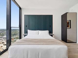 Luxury E11EVEN Residence with Elite Amenities - 5
