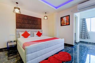 Hotel O P S Grand - 8