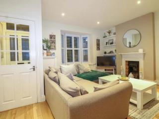 Stunning 3 bed semi-detached Victorian House - 6
