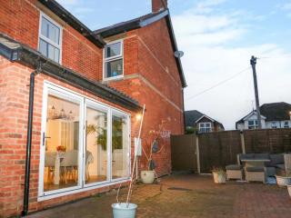 Stunning 3 bed semi-detached Victorian House - 4