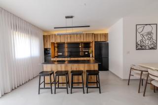 The best 3BR APT in Kiryat Haim BY MadrigalRentals - 2