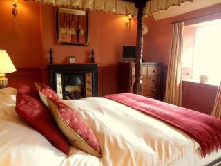 The Hunters Rest Inn - Clutton - 2