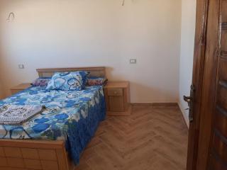 Spacious Villa-walking to beach - 5