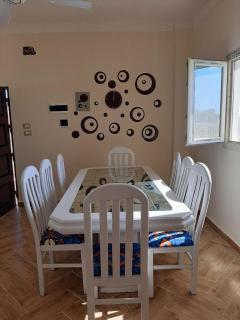Spacious Villa-walking to beach - 2