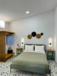 Michalis UrbanHome with parking - 2