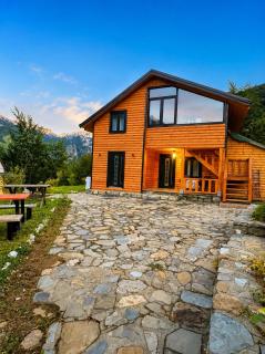 Guest House Astrit Villi - 1