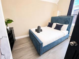 3-Bed Home Sleeps 6 Free Parking Work Stays - 7