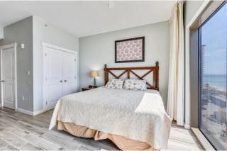 Apex Executive Apartments - 15100 Front Beach Rd - 2