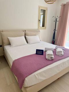 Makis & Lena's Home - 1