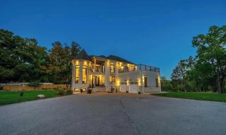 Getaway for Weddings, Gatherings & Group Stays- Perfect Place for Celebration - 0