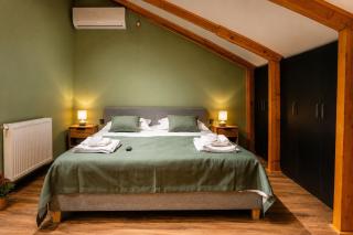 cozy Attic in old tbilisi yard - 5