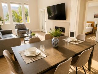 Premium West Hollywood Penthouse Retreat - 3