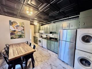 Prince Street Hideaway - 9